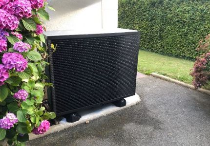 PHOTO POMPE A CHALEUR DAIKIN 3H HT INSTALLATION